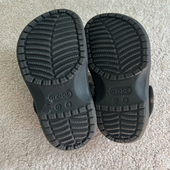 Crocs - Picture 2 of 3